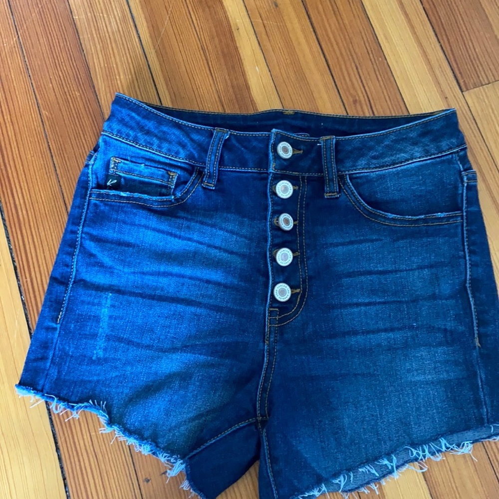 Kan Can button up cut off shorts